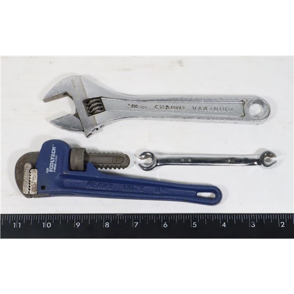 BAG OF ASSORTED SMALL WRENCHES