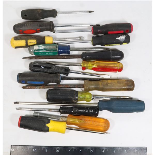 BAG OF ASSORTED SCREW DRIVERS AND NUT DRIVERS