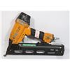 Image 1 : BOSTITCH 15 GAUGE 25 DEGREE AIR NAILER
