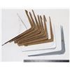 Image 1 : 11 ASSORTED SHELF BRACKETS