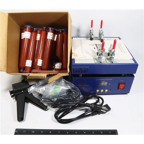 NEAR NEW ELECTRONIC HOT PLATE WITH ACCESSORIES