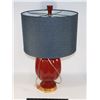 Image 1 : TABLE LAMP WITH SHADE