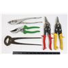 Image 1 : BUNDLE OF ASSORTED HAND TOOLS INCLUDING