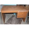 Image 1 : WOOD LOOK COMPUTER DESK