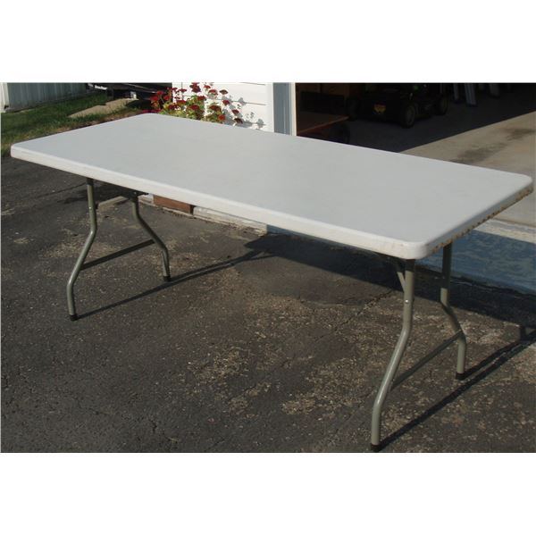 6FT. RESIN MULTIPURPOSE TABLE WITH FOLDING LEGS