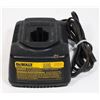 Image 1 : DEWALT DW9108 9.6V-18V ONE HOUR BATTERY CHARGER