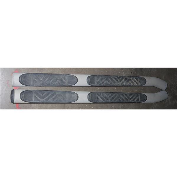 RUNNING BOARDS OFF NISSAN XTERRA SUV