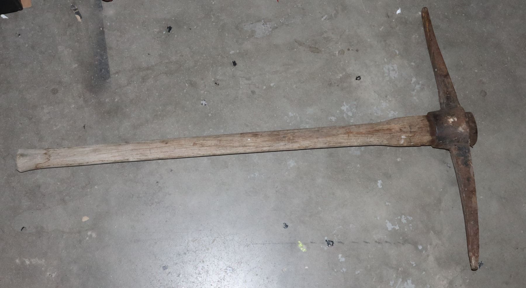 PICKAXE