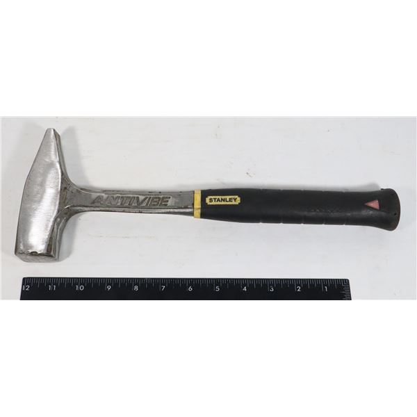 STANLEY ANTI-VIBE BLACKSMITH HAMMER