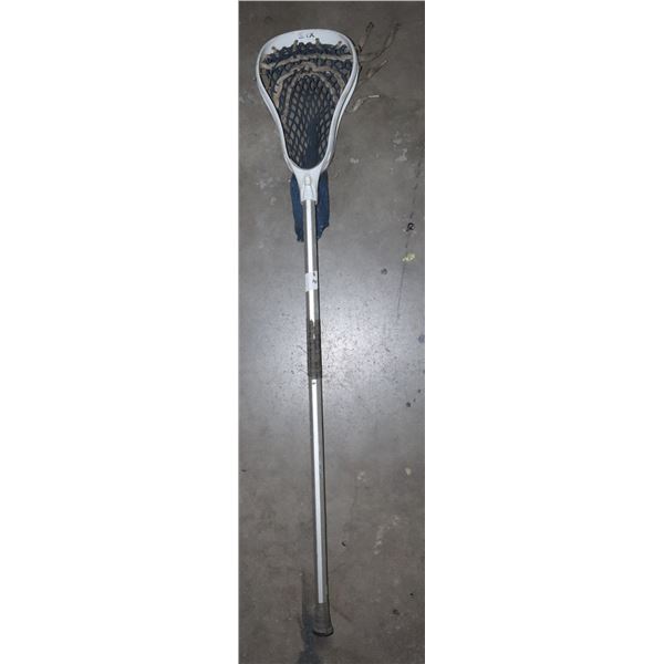 TRIAX LACROSSE STICK