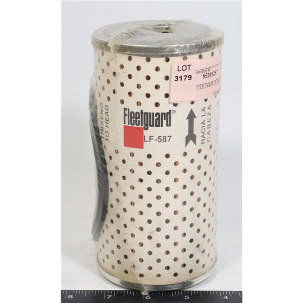NOS FLEETGUARD LF-587 LUBE FILTER