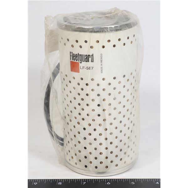 NOS FLEETGUARD LF-587 LUBE FILTER