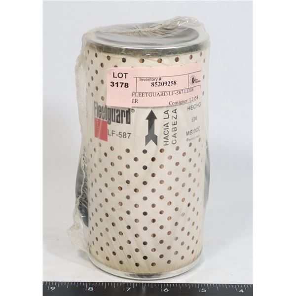 NOS FLEETGUARD LF-587 LUBE FILTER
