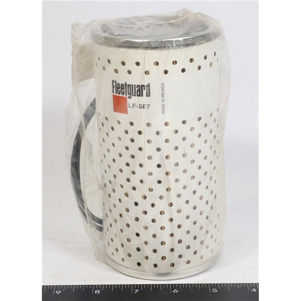 NOS FLEETGUARD LF-587 LUBE FILTER