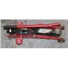 Image 1 : RED HYDRAULIC FLOOR JACK
