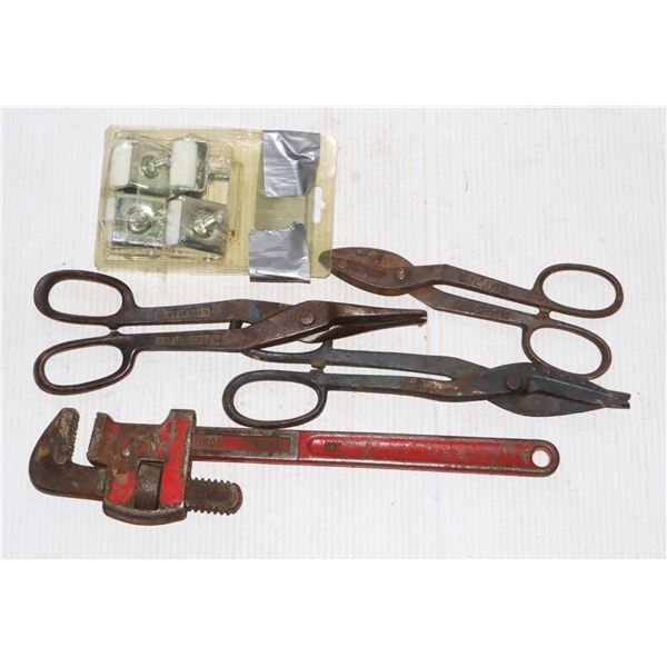 TUB OF TOOLS INCLUDING 18" PIPE WRENCH, SNIPS,
