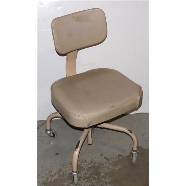 VINTAGE OFFICE CHAIR