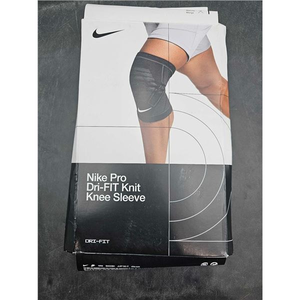 Nike Pro Dri-Fit Knit Knee Sleeve