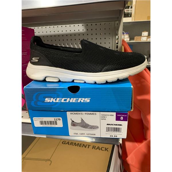 Sketchers Womens Size 8 Runners Grey