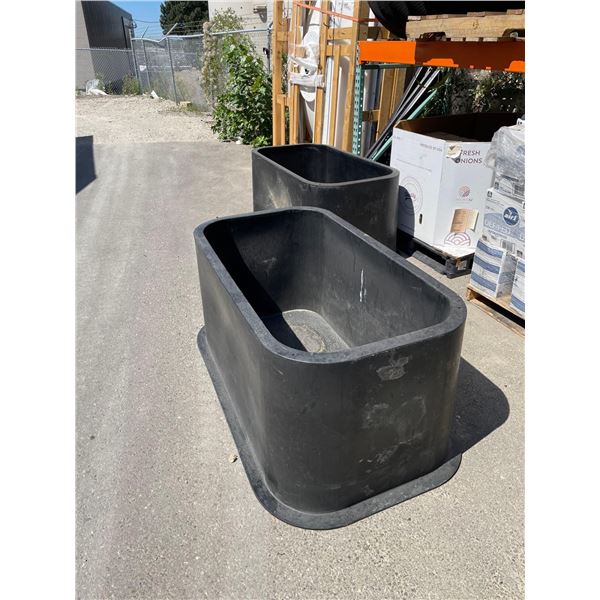 Koenders 4ft x 2ft x 2ft Double Walled Watering Trough with 92 imp gal / 110 US gal Capacity