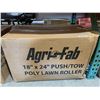 Image 2 : Agrifab 18" x 24" Push/Tow Poly Lawn Roller
