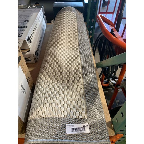 Grey & Beige Medium Size Woven Rug  30 3/4" x 60 3/4"