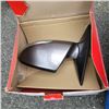 Image 2 : COLEMAN COOLER AND KIA SIDE VIEW MIRROR IN BOX