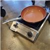 Image 1 : VIKING INDUCTION COOKER WITH FRYING PAN