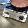 Image 2 : VIKING INDUCTION COOKER WITH FRYING PAN