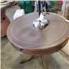 Image 2 : ANTIQUE ROUND LEATHER INSERT PARLOUR TABLE AND TABLE LAMP