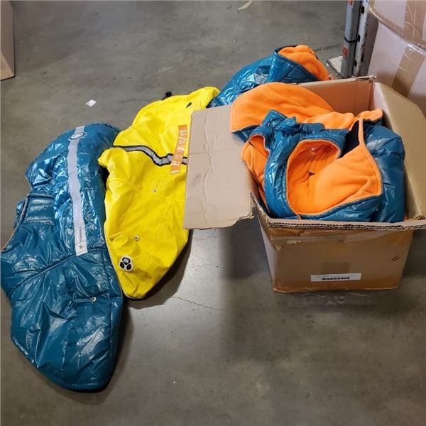 6 NEW ANTI COLD DOG JACKETS SIZEL/XL AND RAIN JACKET