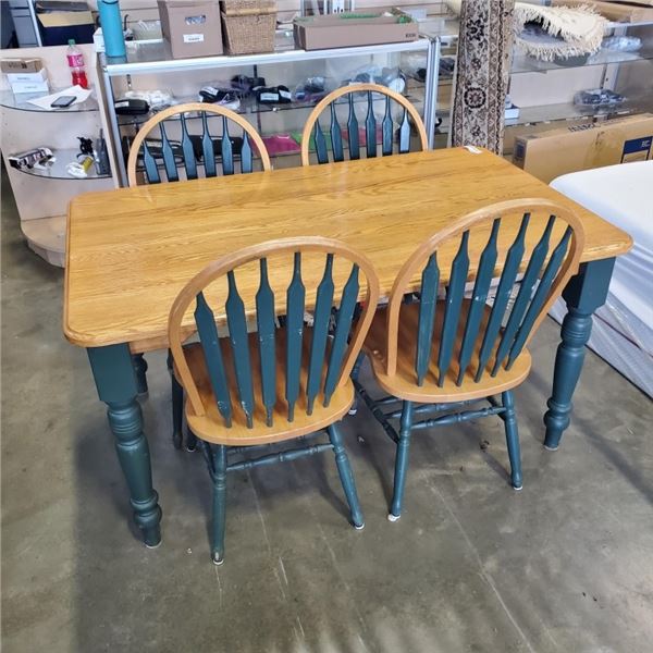 SOLID WOOD KITCHEN TABLE WITH FOUR MATCHING CHAIRS