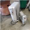 Image 1 : 2 OIL HEATERS