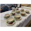 Image 2 : 18PC SIMPSONS BELLE FIORE ENGLISH POTTERY WARE