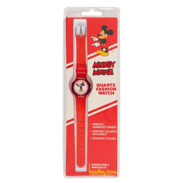 A Mickey Mouse Quartz Fashion Watch in Box.