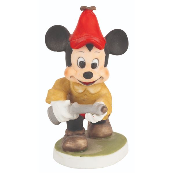 A 1980s Mickey Mouse Hunting Figurine.
