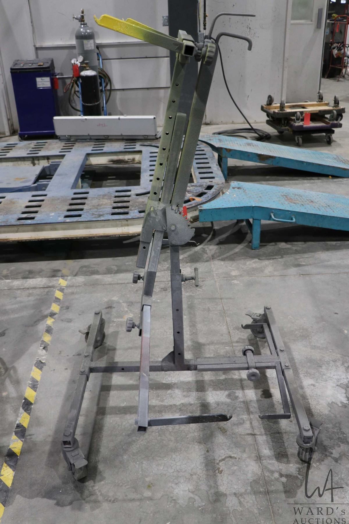 Panel Prepstand Body panel paint and prep stand, believed to be made by Innovative Tools