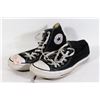 Image 1 : MENS 6.5 WOMENS 8.5 BLACK CONVERSE HIGH TOPS