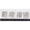 Image 1 : 4 NEW DAINTY RHINESTONE AND FAUX PEARL HAIR COMBS