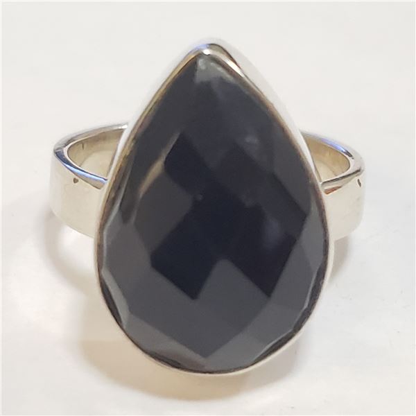 SILVER BLACK ONYX RING (~SIZE 7)(~WEIGHT 6.23G)