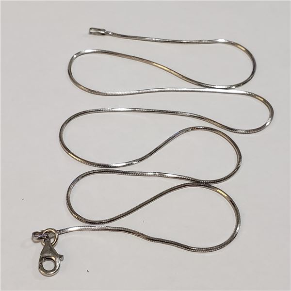 SILVER CHAIN(~LENGTH 18INCHES)