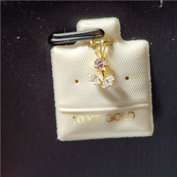 10K YELLOW GOLD CUBIC ZIRCONIA PENDANT
