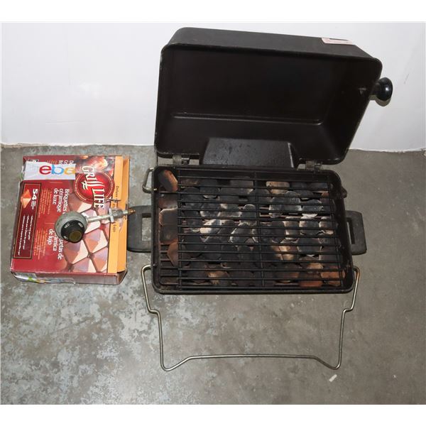 PORTABLE CHARCOAL BARBECUE WITH