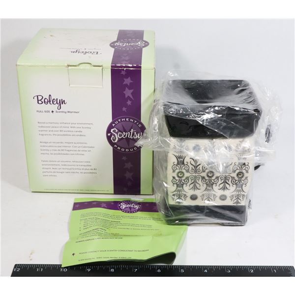 SCENTSY BOLEYN FULL SIZE