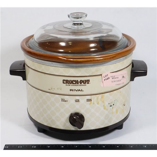 CROCK POT SLOW COOKER