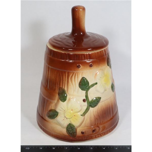 VINTAGE BUTTER CHURN COOKIE JAR