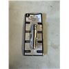 Image 1 : 8 in 1 multi use knife