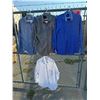 Image 1 : 4 extra large shirts