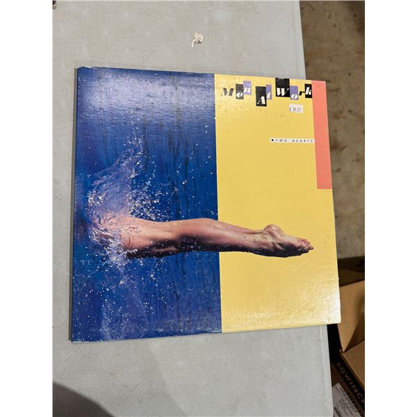 Men at work too hearts record