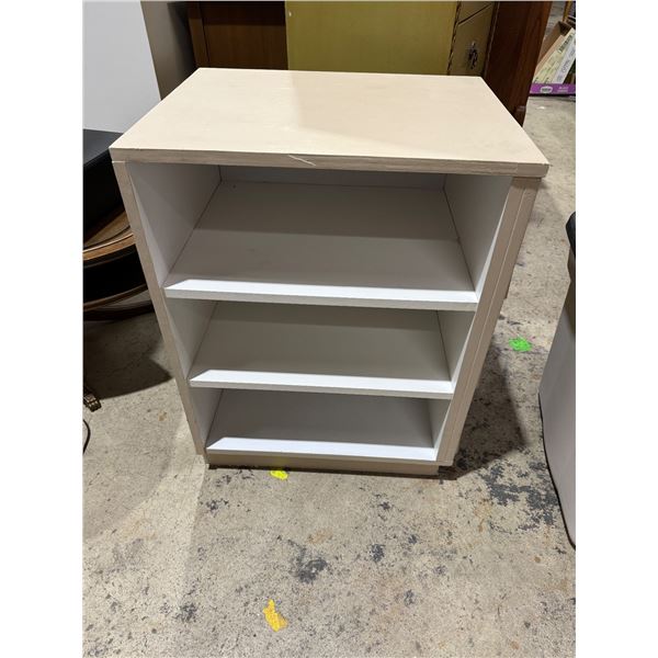 Shelf 20" x 16" x 26 1/2 tall